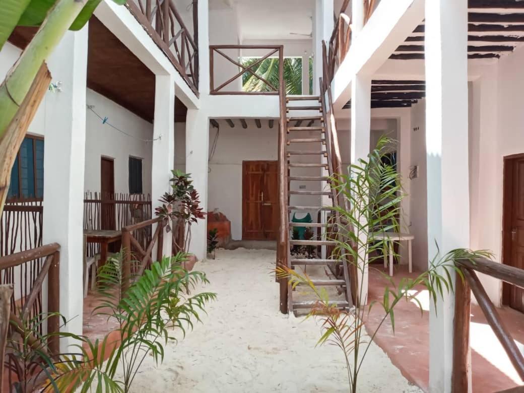 New Iddi Villa Джамбіані Екстер'єр фото